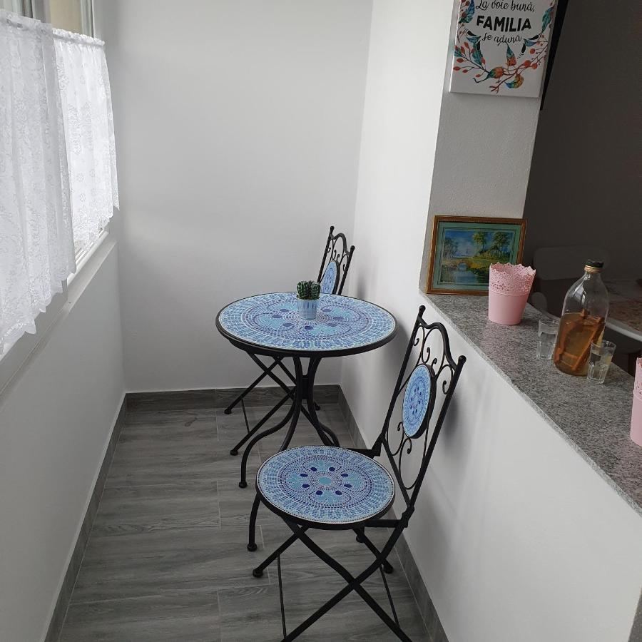 Sendy Apartment Orsova Ngoại thất bức ảnh